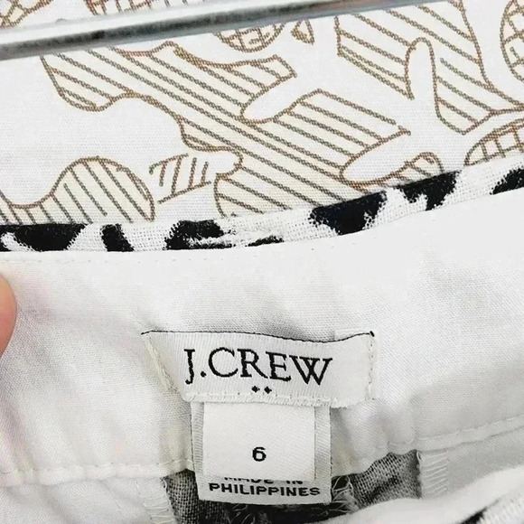 J. Crew Linen Blend Animal Printed Scallop Shorts Women's 6 - Picture 6 of 7
